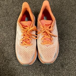 Worn twice! Hoka Clifton 8’s in Cantaloupe